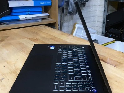 Laptop MSI Modern 15 Core i5-1235U RAM 16GB SSD 512GB VGA ON Màn 15.6 Inch Full HD Máy Đẹp 3