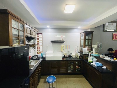 Cư xá Bắc Hải - 3 bước ra CV Lê Thị Riêng - 50m2 x 5 tầng - vừa ở vừa kinh doanh. 1