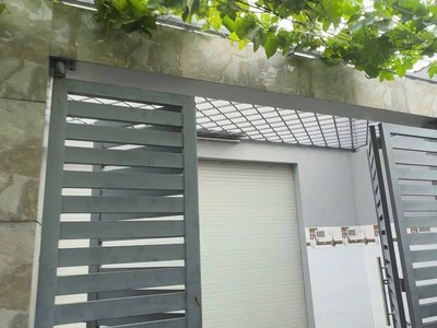 15tr  Cho Thuê Nhà 3 Tầng   3PN 3WC   sân đậu ô tô   ĐS 24 P. Linh Đông, Sân Đậu oto. 0