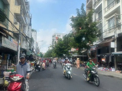 Nhà mặt tiền chợ phạm văn bạch - chính chủ cho thuê 570 phạm văn bạch - p12 0