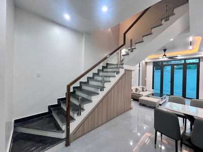 Nhà 4 tầng - Xây độc lập - Trung tâm Trần Thành Ngọ - Ô tô đỗ trong nhà 3