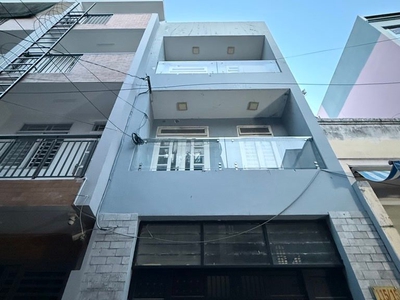 NGAY ĐH CÔNG THƯƠNG Kết cấu 1 trệt 2 lầu 4PN, 4WC, 0