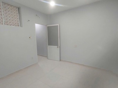 NGAY ĐH CÔNG THƯƠNG Kết cấu 1 trệt 2 lầu 4PN, 4WC, 3