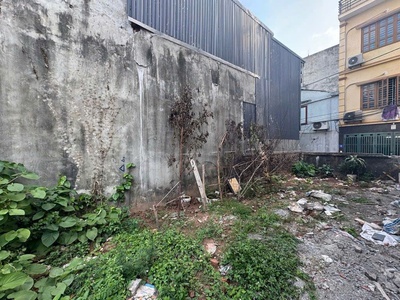 Bán đất lĩnh nam 39M cách phố 15M hoàng mai 2