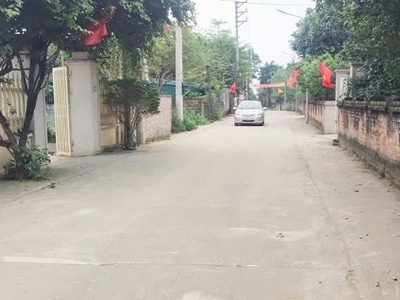 Bán đất sổ đỏ 102m2, cổ đông, sơn tây, hà nội. giá 3.2 tỷ. lh:  số điện thoại 0