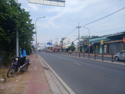 Bán đất mặt tiền tỉnh lộ 8  33m x 89m    xã trung an, huyện củ chi 0