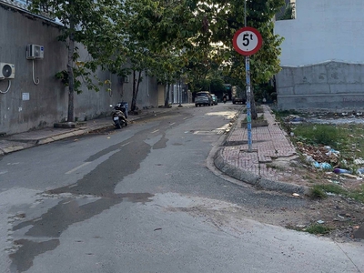 L2223  đất lô góc sát nam long - giá 5.x tỷ 2