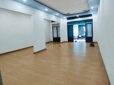 Rộng đến 100m2, ngang 6m, kết cấu 2 tầng, hẻm 4 chỗ ngay sau UBND Quận Tân Bình chỉ 9 tỷ. 1