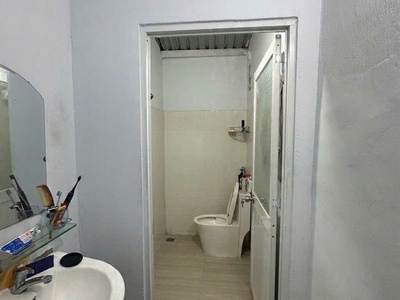 6tr  Nhà Cho thuê Đường số 7, gần chợ Linh Trung   1PN 1WC, hẻm ô tô   6tr/tháng 3