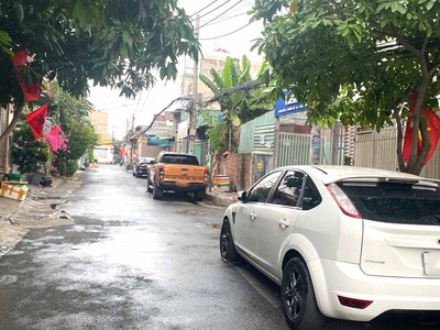 Bán nhà hiệp bình phước thủ đức   52m  3 tầng hẻm xe tải   đối diện vạn phúc city   giá 3.5 tỷ 1
