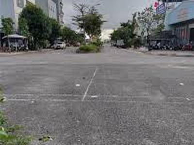 Miếng đất đẹp  mặt tiền võ trần chí tân tạo a   9.000m2  60m x 150m 2