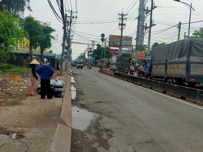 Siêu phẩm 3mt nguyễn văn bứa   2.617m    đường container   giá chỉ 33 tỷ 2