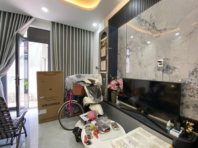 Chủ dị ứng với bụi bẩn nên 2 tầng còn mới tinh - ngay học viện cán bộ - chu văn an - bình thạnh - 0
