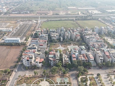 Cần bán 70m2 đất khu NO02 TĐC Giang Biên. Sau lưng mặt đường Đồng Thanh 3