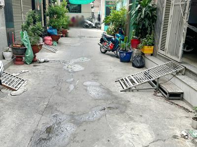 Nhà hẻm 154 âu dương lân p3q8 p.chánh hưng 4