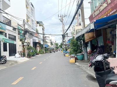 Cho thuê nhà góc 2 tầng nở hậu l 5.2m mặt tiền ba đình p10q8. giá 13 triệu/tháng 4