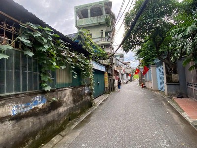 Bán lô đất ngọc thụy   long biên  gần ô tô   hạ tầng đồng bộ   tiềm năng xây 7 tầng 0