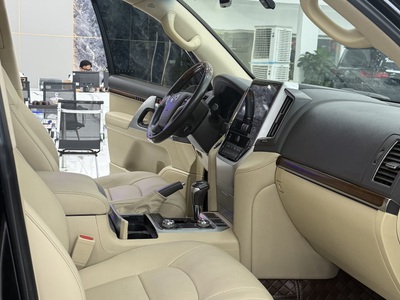 Bán Land Cruiser 4.6 V8 sản xuất 2016. Xe cực đẹp. 9