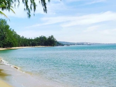 Bán đất vàng mt trần phú, dương đông, 180m  thổ cư, có sẵn nhà   gần chợ đêm , 16 tỷ tl 0