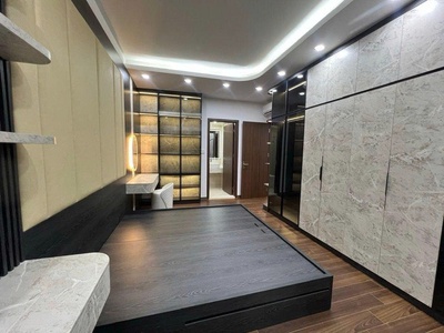 8.6 tỷ nhà đội cấn, 6 tầng thang máy,  dân xây ở luôn, sổ chính chủ 1