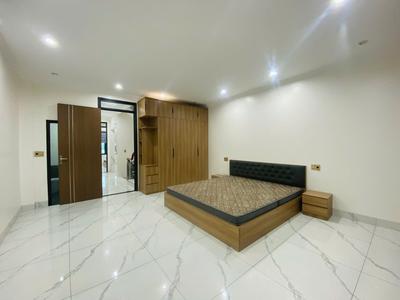 Cho thuê nhà 6 phòng ngủ - võ cường sẵn thang máy 3