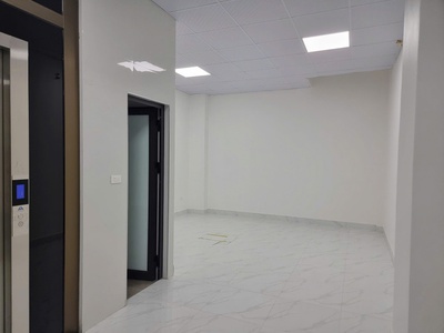 Cho thuê mặt bằng tầng 1 2 định công, hà nội 2