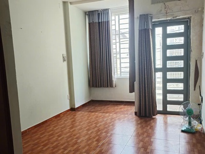 Tìm đâu ra nhà 3 tầng đẹp - sát phạm văn đồng - chỉ 8.6 tỷ 2