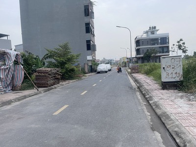 Đất Vàng Cự Khối: 71,5m2 - Đối diện Công viên, Hạ tầng 13m - Tiềm năng tăng giá vượt trội 3