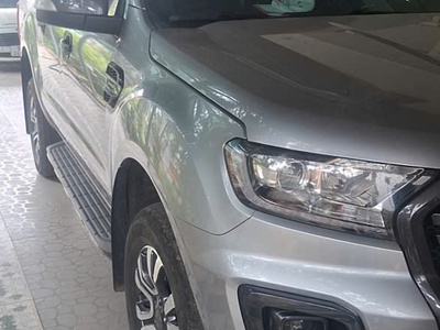 Ford Ranger Wildtrak Nhập Thái 2019   Màu Bạc 1