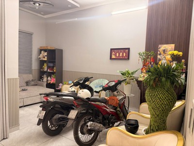 Bán nhà đường số 44, phường phước long a, q9, thủ đức, tp hcm. dt 85m2, cấp 4, sh. giá 5,95 tỷ 1