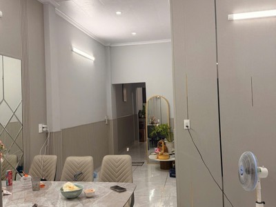 Bán nhà đường số 44, phường phước long a, q9, thủ đức, tp hcm. dt 85m2, cấp 4, sh. giá 5,95 tỷ 0