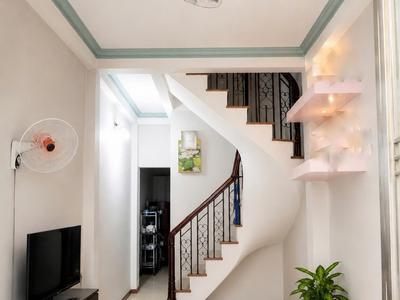 Bán nhà Cách Mạng Tháng 8, 5 PHÒNG NGỦ, HẺM ÔTÔ, CHỈ 6 TỶ 3