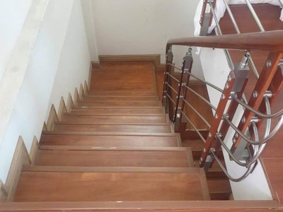 Bán nhà 3 tầng ngõ đường Nguyễn Văn Linh, ph Thanh Bình, TP HD, 40.3m2, mt 5.65m, 3 ngủ 2