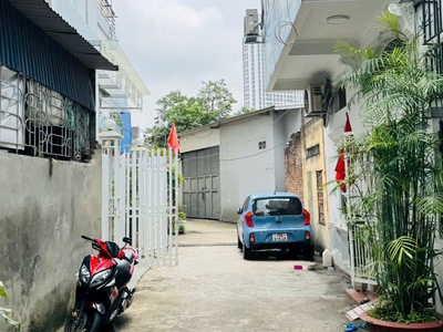 Mrs Tâm Bán đất ngay bến xe Thượng Lý, Hồng Bàng, Hải Phòng. 60m2- 60tr/m2 0