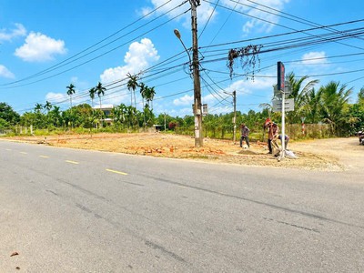 Lô góc 3 mặt tiền siêu đẹp HOÀ TIẾN, GẦN QL14G 1