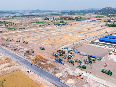 Cập nhật tiến độ hình ảnh mới nhất Vinhomes Global Gate Hạ Long ngày 07-05-2026 7