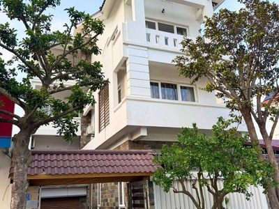 Bán Biệt Thự 3 tầng Mặt Phố Bùi Thị Xuân - TP Hải Dương 0