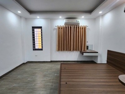 Cần ra đi Căn 32m ô tô đỗ cổng - Liên Mạc Đại cát 5ty5 - 5 tầng mới dọn ở luôn 3