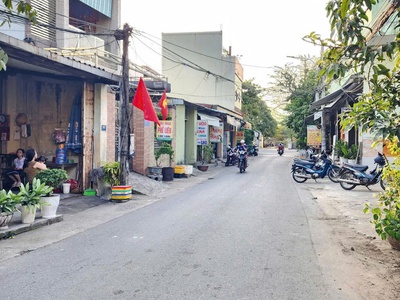 Cần bán lô đất trục đường kinh doanh   đồng kè   140m 1
