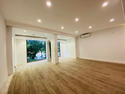 Cho thuê nhà mặt phố đặng tiến đông, quận đống đa, vị trí đẹp, đối diện công viên gò đống đa 4