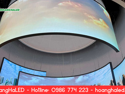 Màn Hình LED Cong Là Gì Ưu Điểm Và Ứng Dụng Thực Tế 1