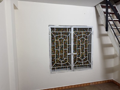 Cho thuê gấp nhà riêng tại Đội Cấn, 1
