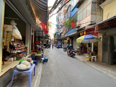 Xã đàn - đống đa - vỉa hè rộng - ô tô tránh - kinh doanh đỉnh 0