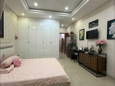 Bán nhà đường ql 13, phường hiệp bình phước. thủ đức, tp hcm. dt 126m2, 4 tầng, sh. giá 12.9 tỷ 4