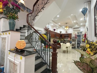 Bán nhà đường ql 13, phường hiệp bình phước. thủ đức, tp hcm. dt 126m2, 4 tầng, sh. giá 12.9 tỷ 1