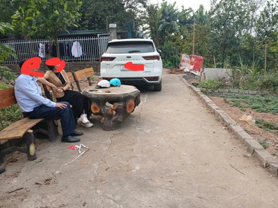 Cần bán lô đất 47,5m phúc thọ. 0