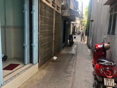 Siêu phẩm rẻ quận 6  gần hậu giang   sát chợ bình tây   2 tỷ hơn 2