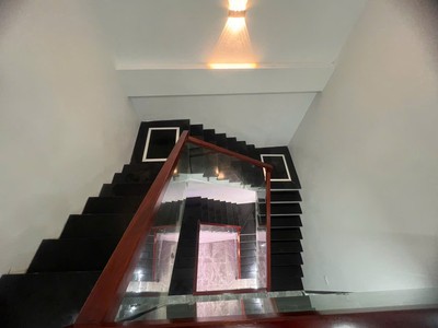 Bán nhà 3 tầng góc mới hoàn thiện phường vũ ninh hơn 4 tỷ 2