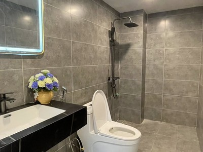 Bán 70m - 8 Tâng - 5m.Mặt Tiền.   Láng Hạ   Đống Đa. Phân Lô Ô Tô 3