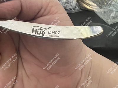 Khắc Nội Dung Lên Dụng Cụ Làm Móng   KIỀM, NHÍP, ĐỒ LẤY KHÓE 1